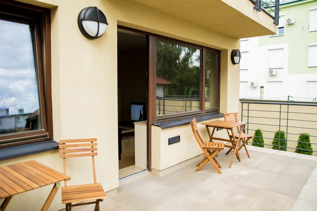 Hostel Wood Airport *