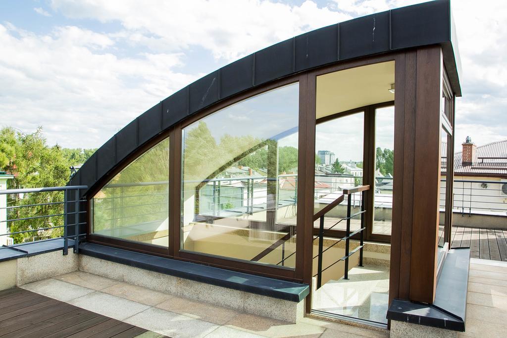 Wood Airport Hostel Warszawa
