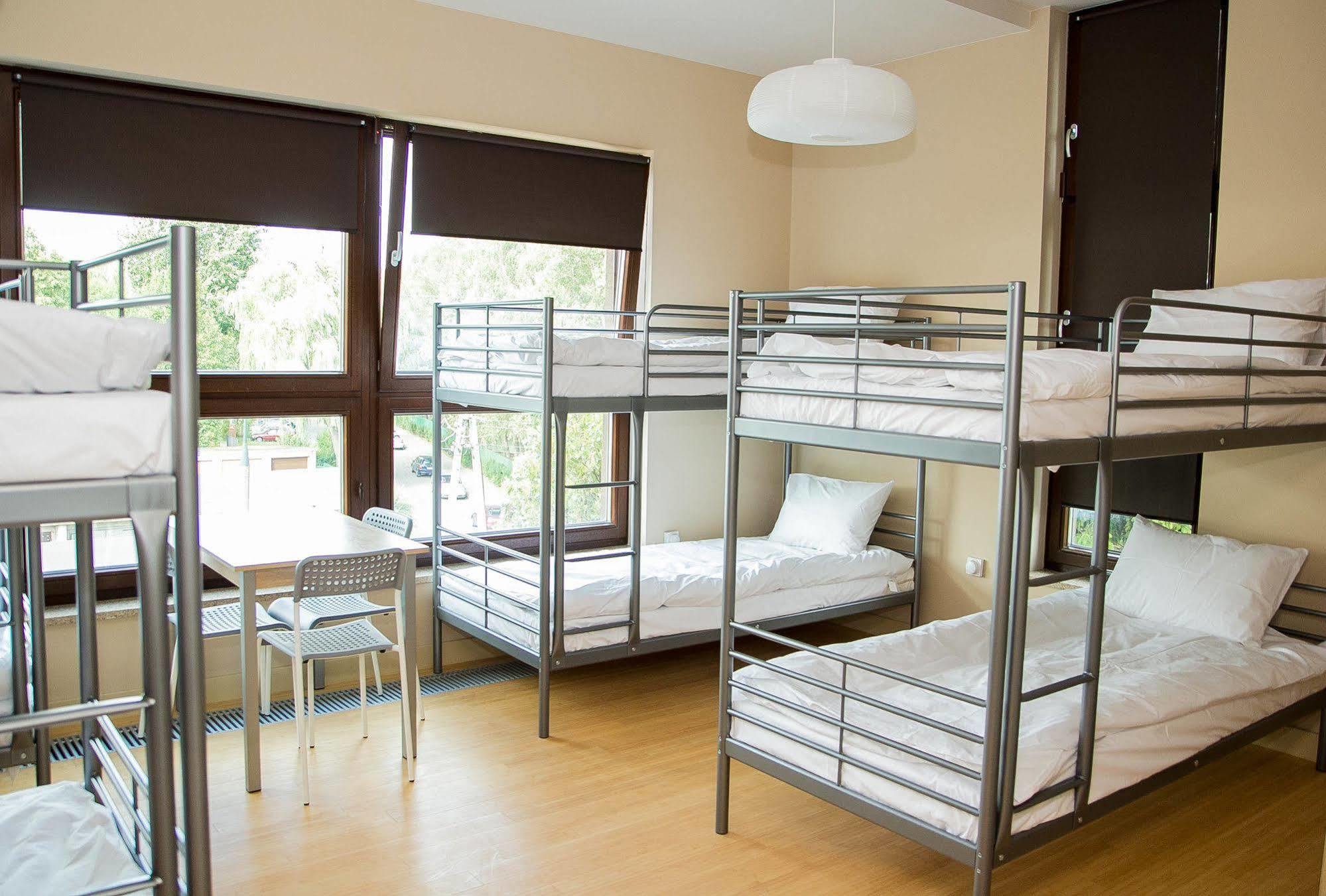 Hostel Wood Airport