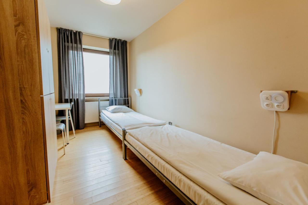 Hostel Wood Airport Warszawa